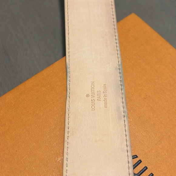 Louis Vuitton belt - Picture 4 of 10